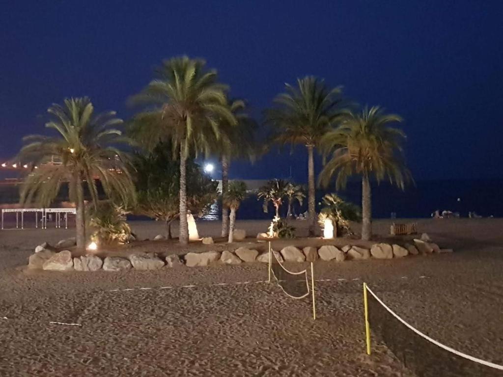 Bea Laguna Beach Vera Playa - Private Jacuzzi 外观 照片
